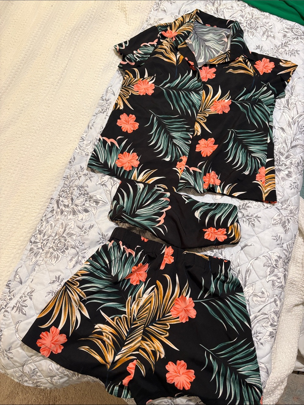 SHEIN Black Tropical Floral Two-Piece Short Set